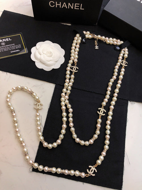18K  Chanel Pearl Choker Necklace